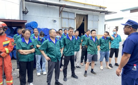 提高安全生產(chǎn)意識，開展消防安全演練活動